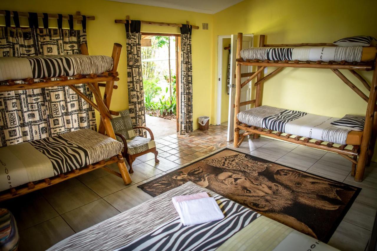 Ku-Boboyi River Lodge ポート・エドワード エクステリア 写真